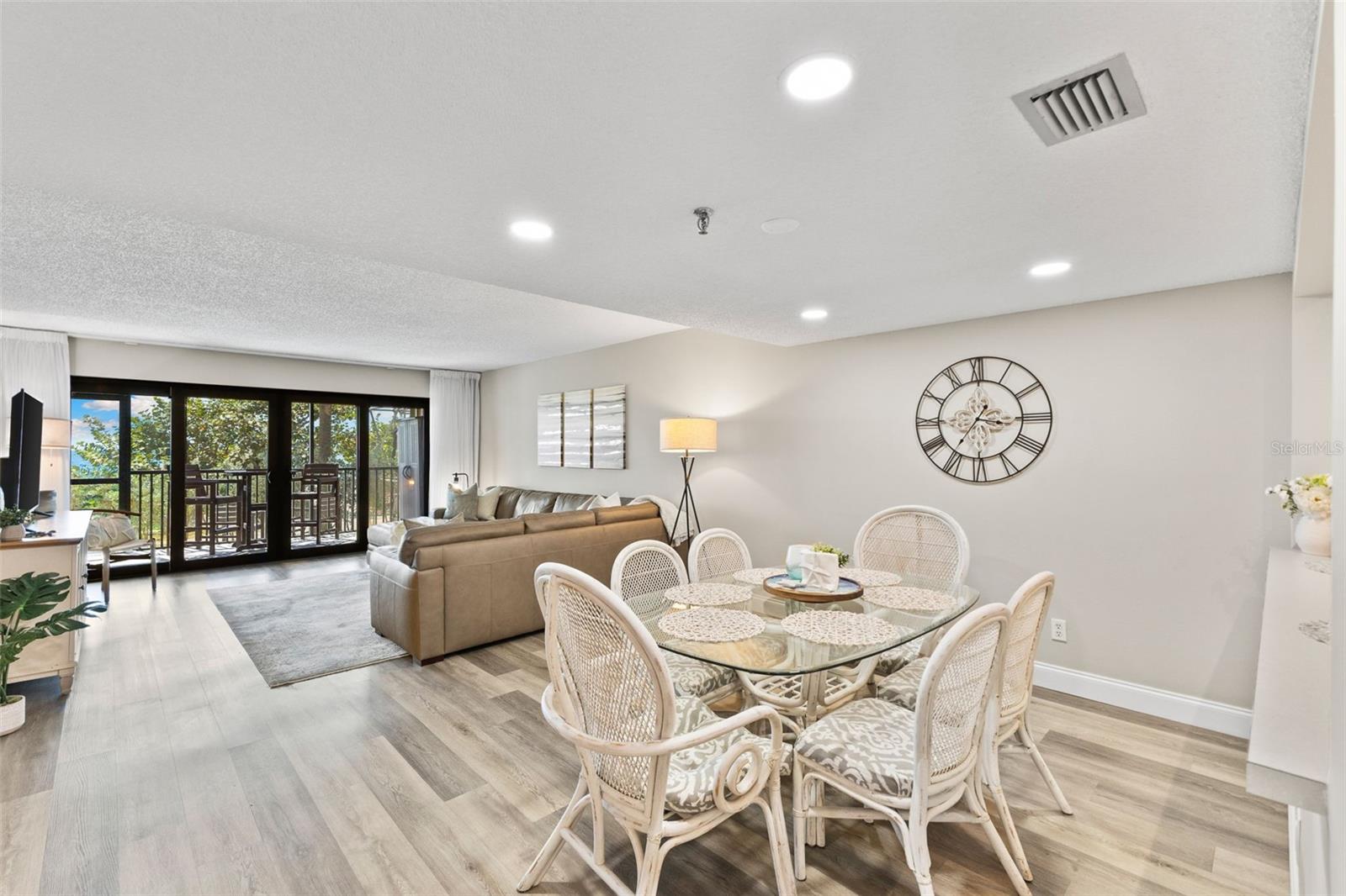 900 GULF BLVD #104, INDIAN ROCKS BEACH, FL, 33785