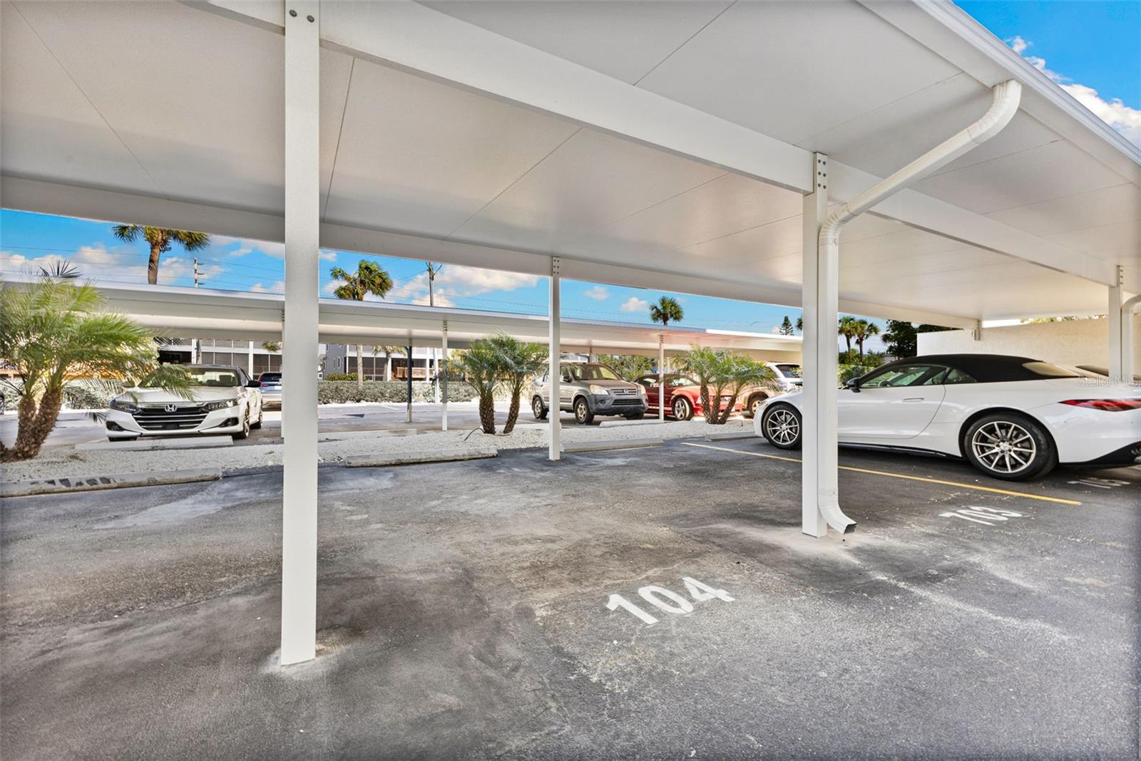 900 GULF BLVD #104, INDIAN ROCKS BEACH, FL, 33785