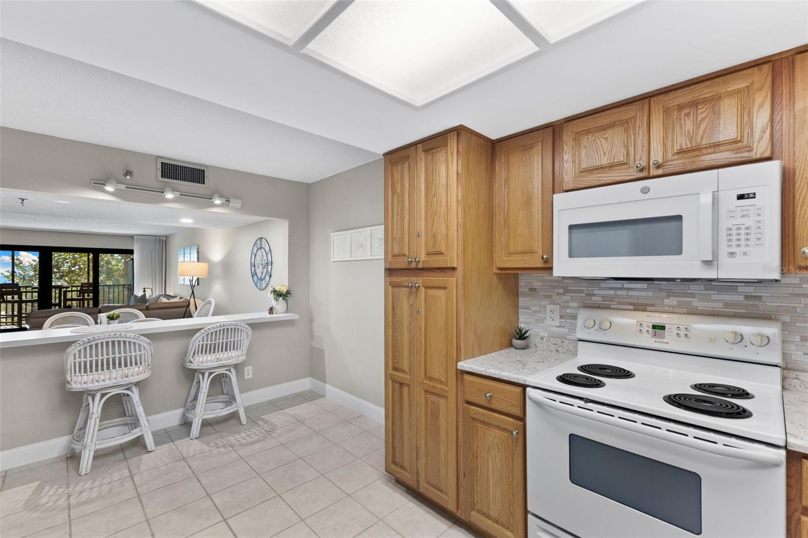 900 GULF BLVD #104, INDIAN ROCKS BEACH, FL, 33785
