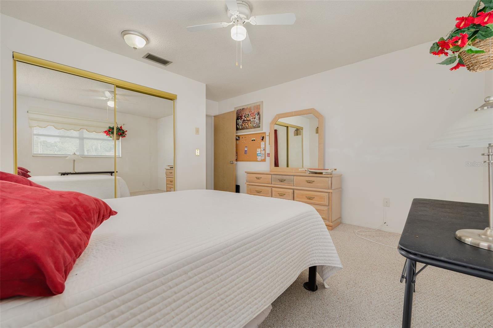 1401 CARA DR #1401, LARGO, FL, 33771