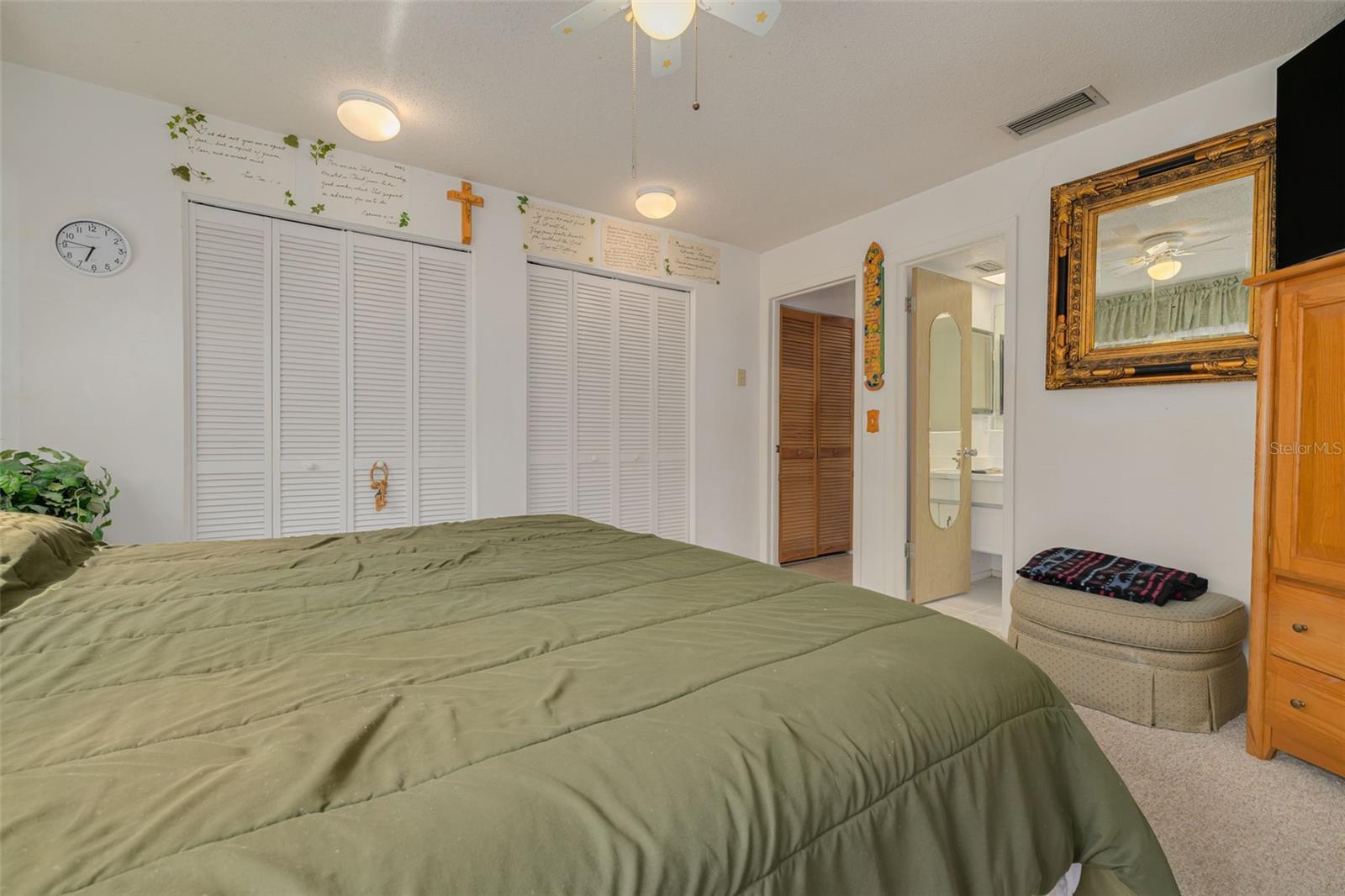 1401 CARA DR #1401, LARGO, FL, 33771
