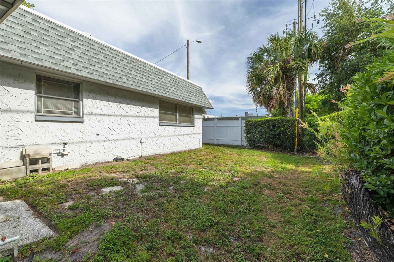 1401 CARA DR #1401, LARGO, FL, 33771
