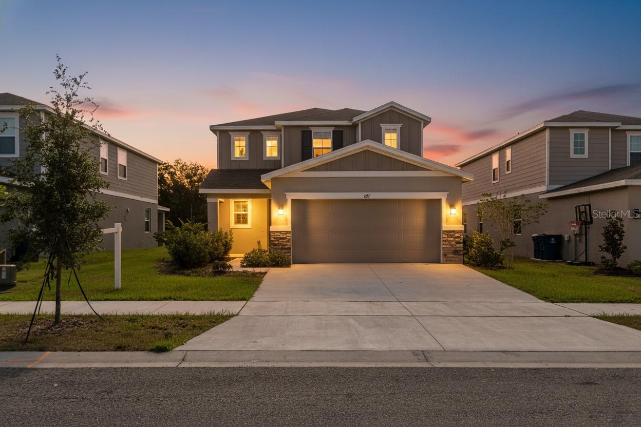821 BLUE CREEK DR, HAINES CITY, FL, 33844