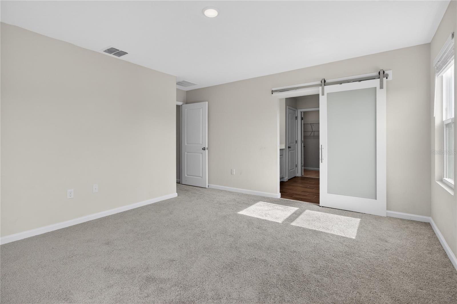 821 BLUE CREEK DR, HAINES CITY, FL, 33844