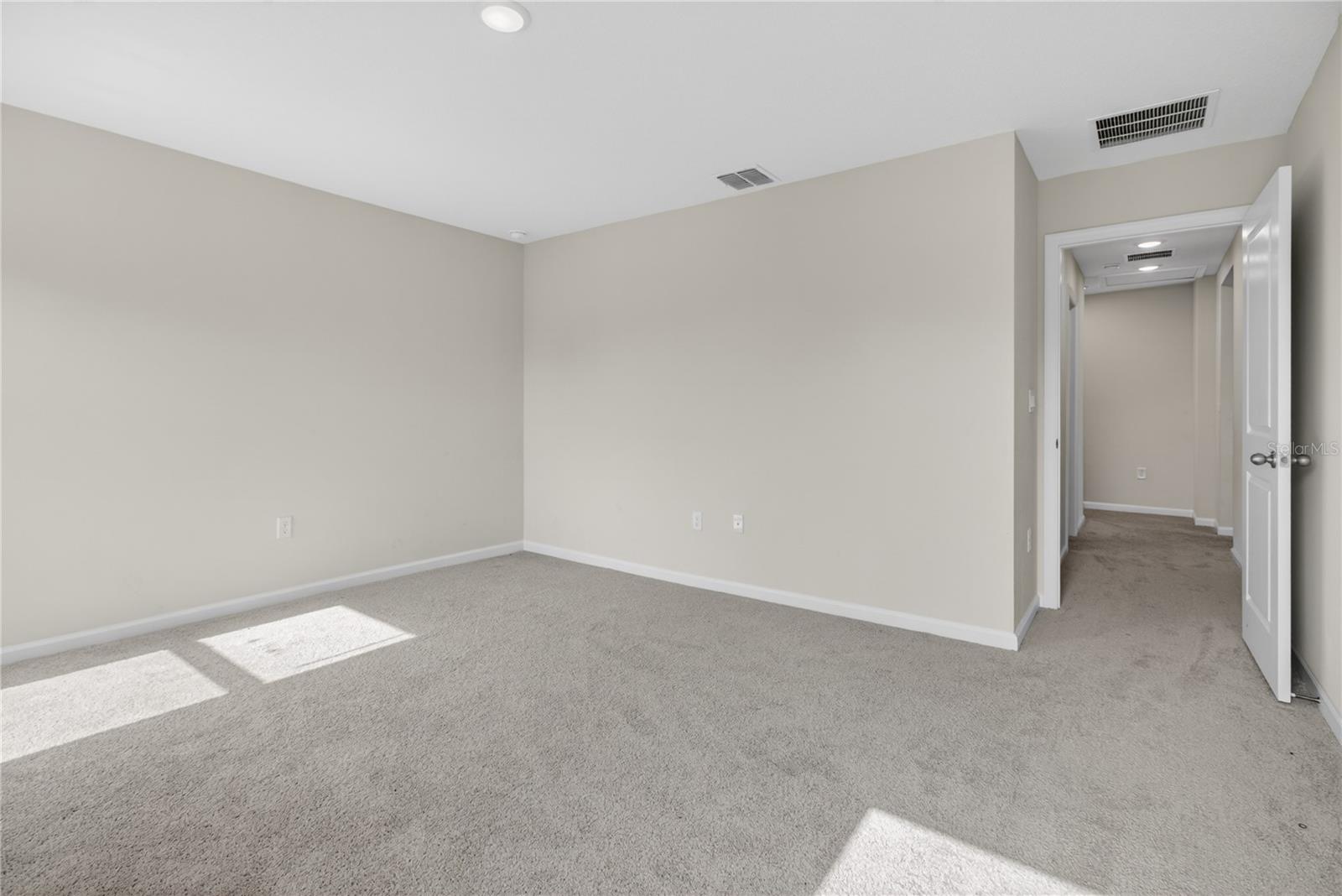 821 BLUE CREEK DR, HAINES CITY, FL, 33844