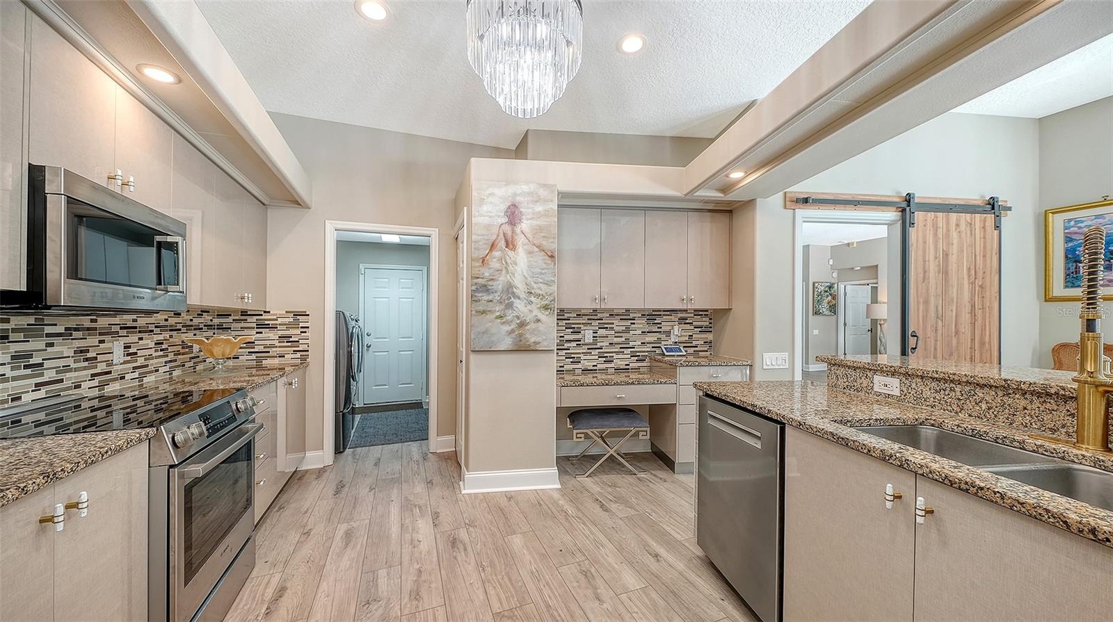 6801 ERICA LN, SARASOTA, FL, 34241