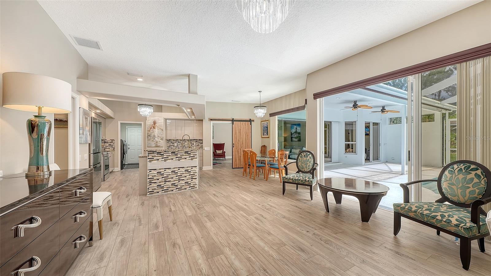 6801 ERICA LN, SARASOTA, FL, 34241