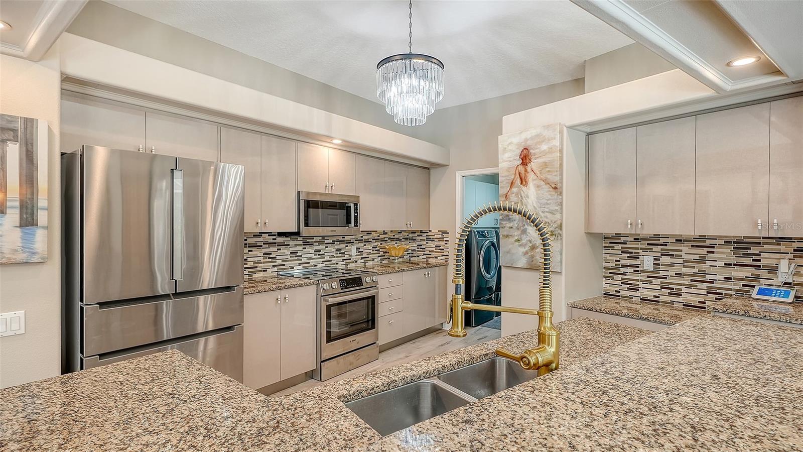 6801 ERICA LN, SARASOTA, FL, 34241