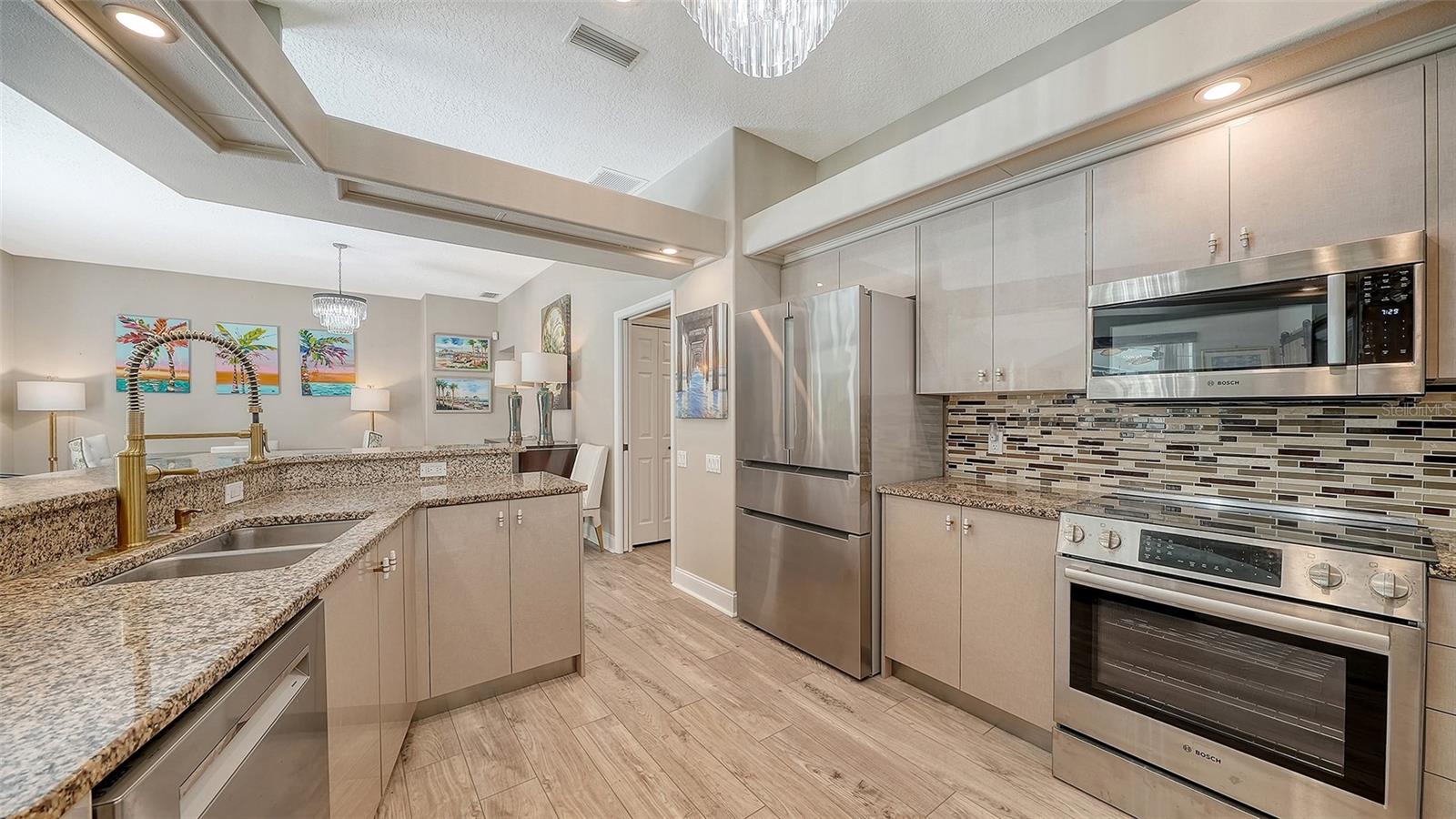 6801 ERICA LN, SARASOTA, FL, 34241