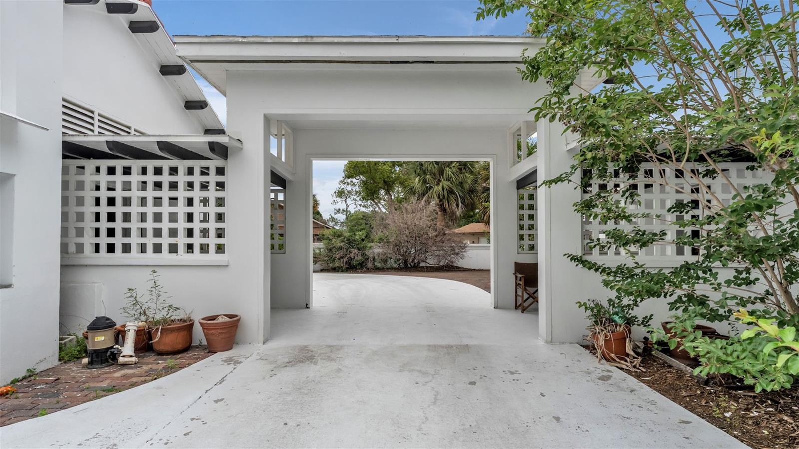 421 LONE PALM DR, LAKELAND, FL, 33815