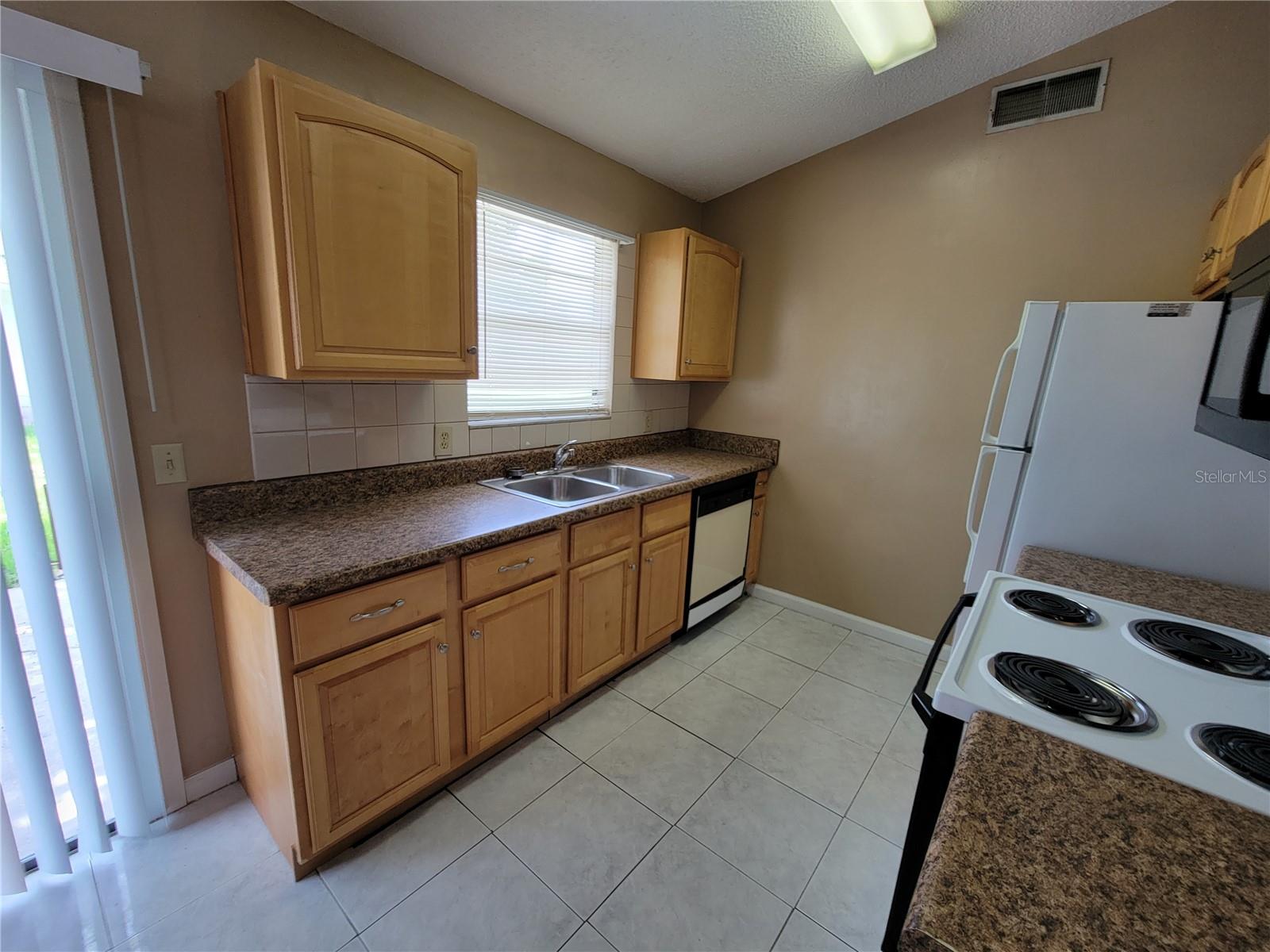 21 LOUISIANA AVE, ST CLOUD, FL, 34769