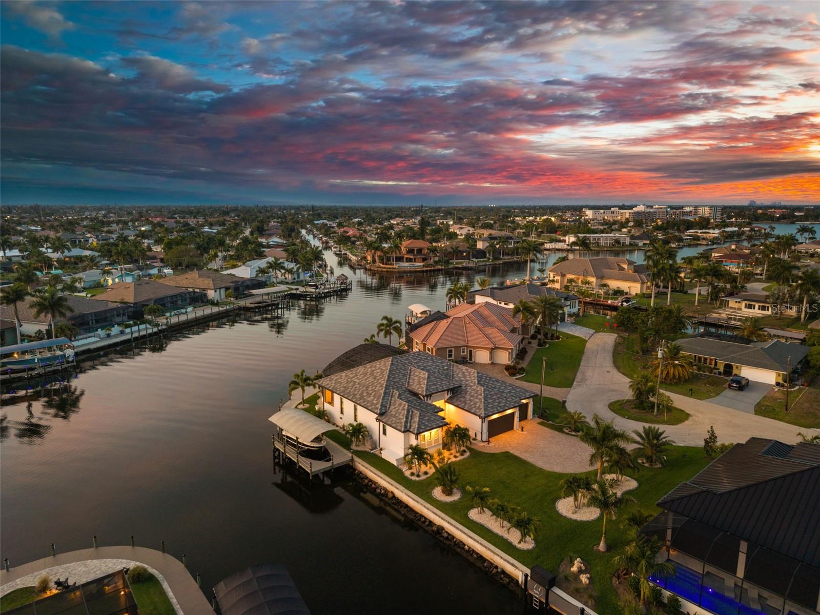 5201 SKYLARK CT, CAPE CORAL, FL, 33904