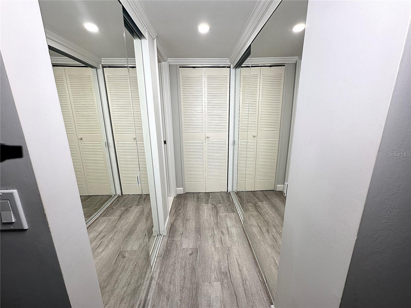 4908 38TH WAY S #401, ST PETERSBURG, FL, 33711