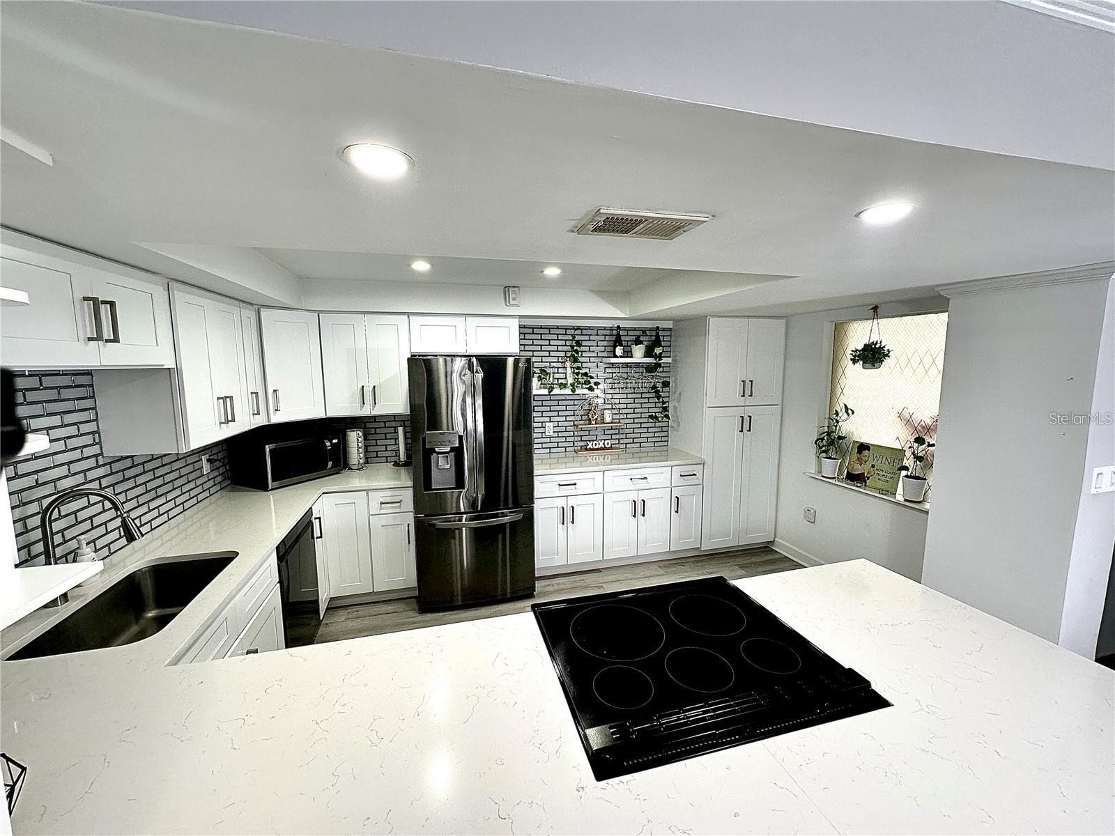 4908 38TH WAY S #401, ST PETERSBURG, FL, 33711