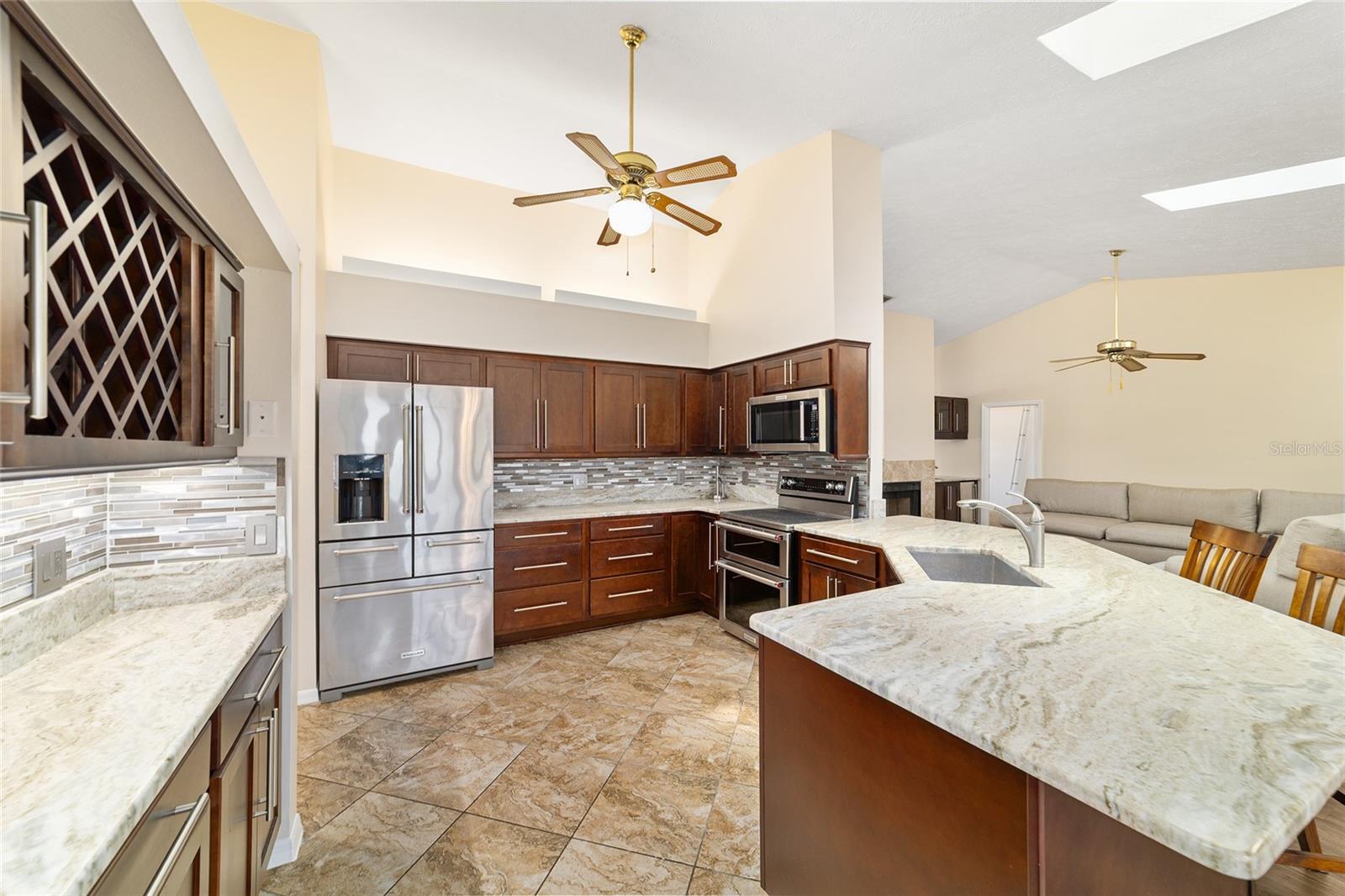 3434 S COUNTRY CLUB DR, INVERNESS, FL, 34450