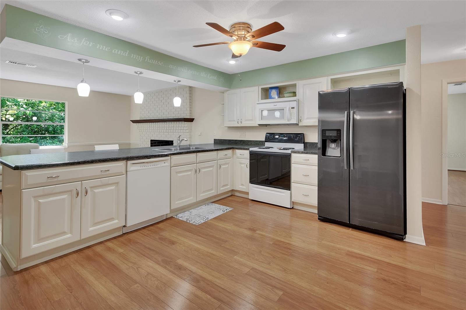 1939 WALLACE CT, DELAND, FL, 32720