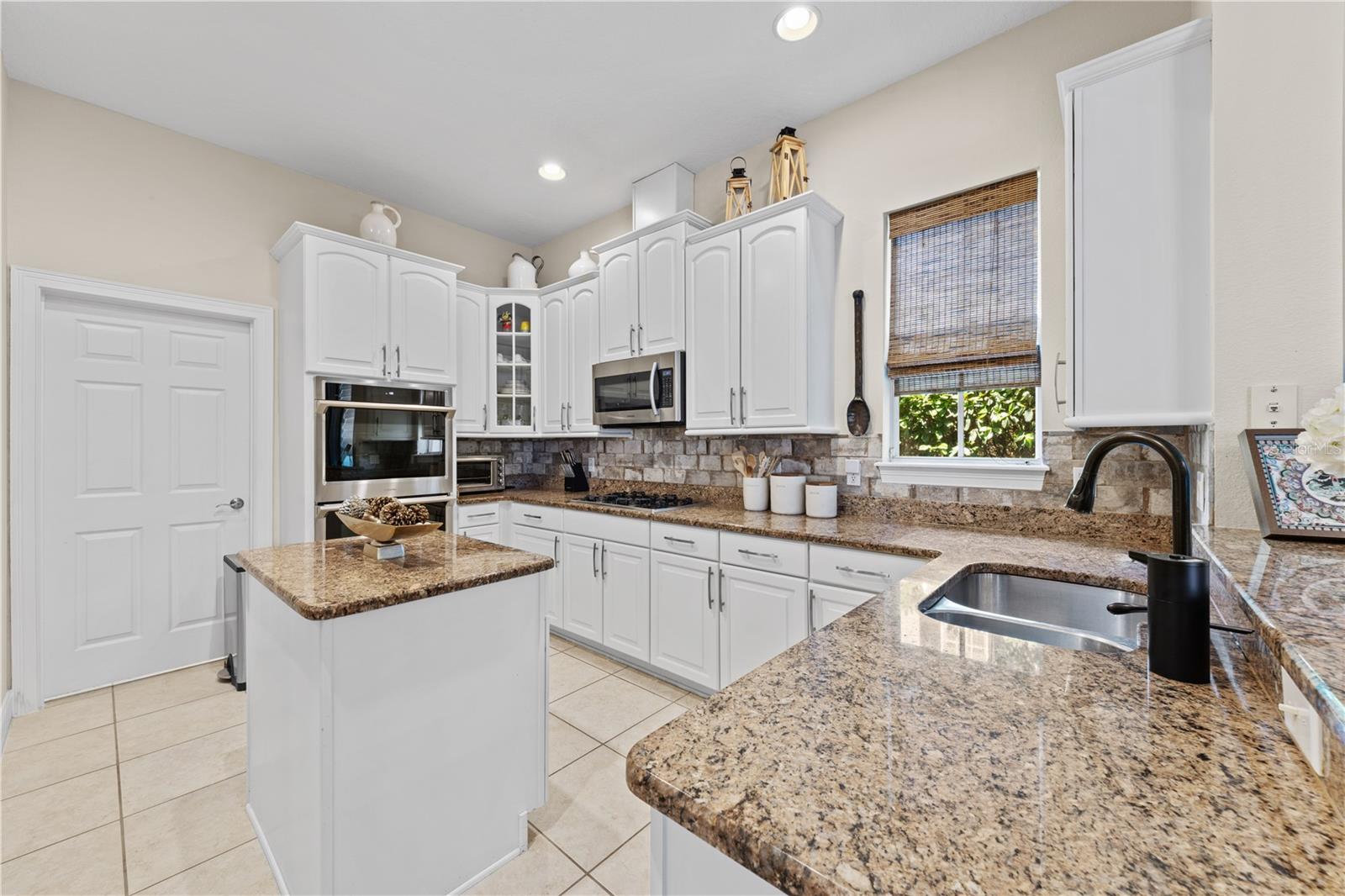 11617 CAMDEN PARK DR, WINDERMERE, FL, 34786
