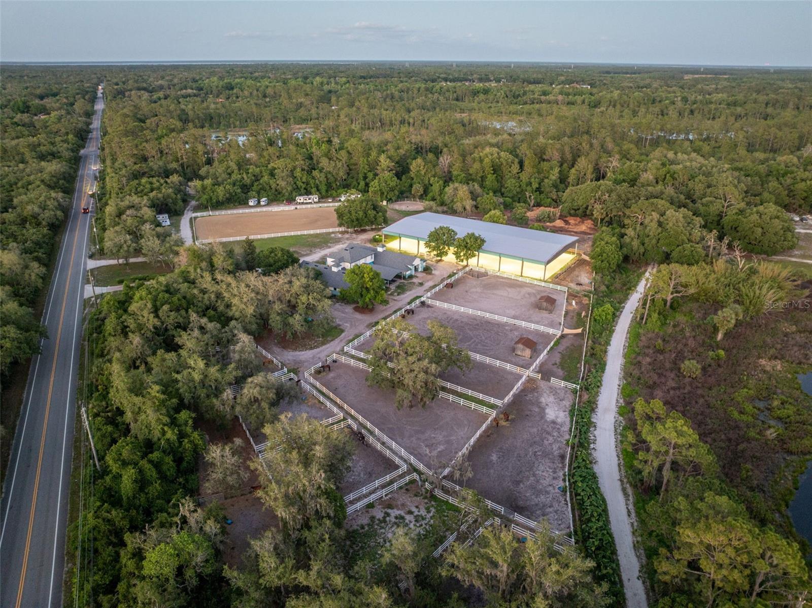 3287 N COUNTY ROAD 426, GENEVA, FL, 32732