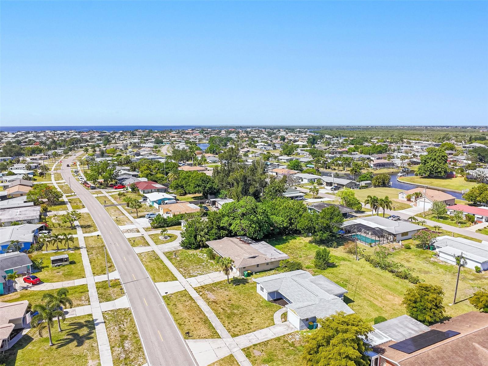 3559 HARBOR BLVD, PORT CHARLOTTE, FL, 33952