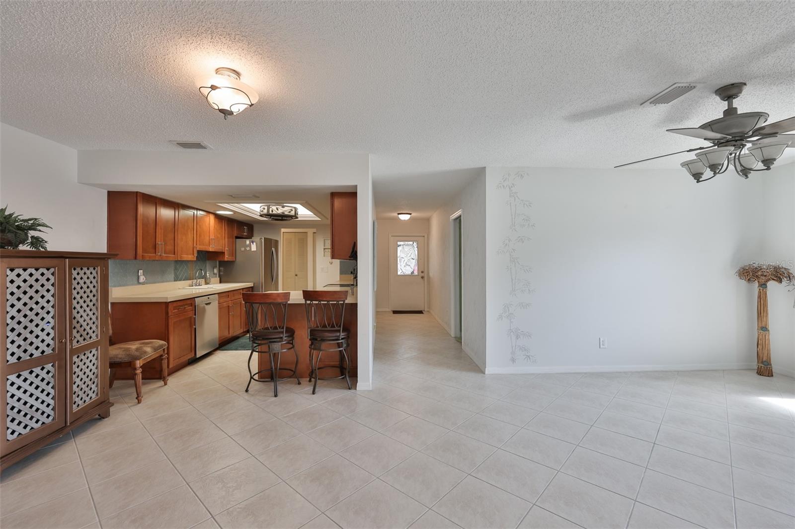 2035 HAMPSTEAD CIR, SUN CITY CENTER, FL, 33573