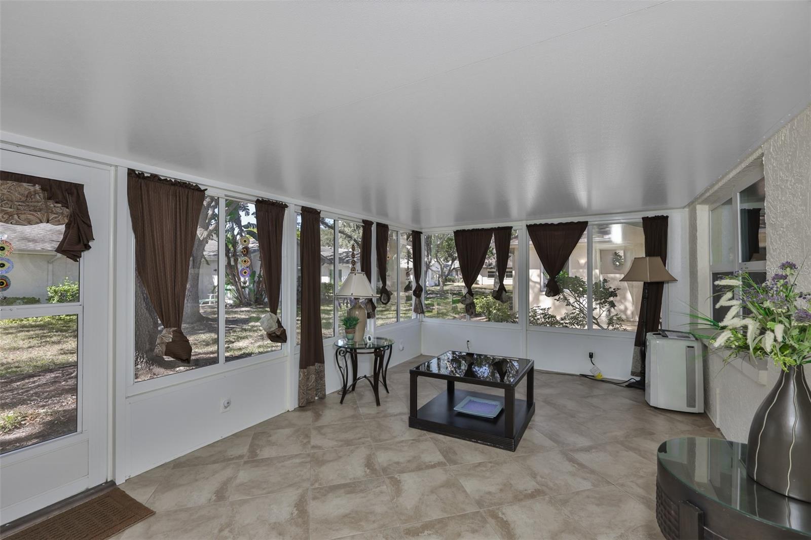 2035 HAMPSTEAD CIR, SUN CITY CENTER, FL, 33573