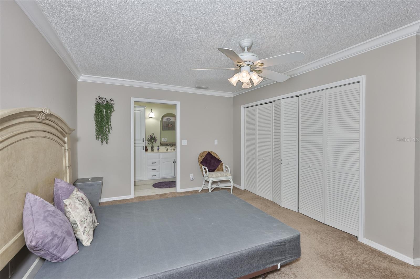 2035 HAMPSTEAD CIR, SUN CITY CENTER, FL, 33573