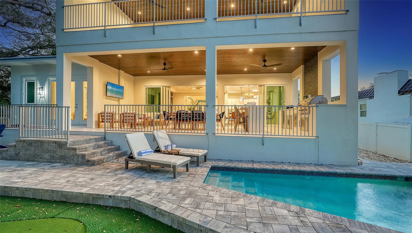 1537 SIESTA DR, SARASOTA, FL, 34239
