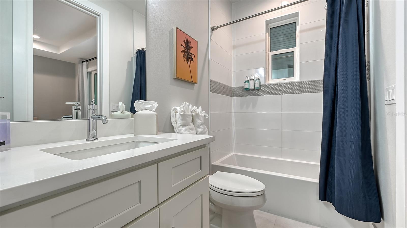 1537 SIESTA DR, SARASOTA, FL, 34239