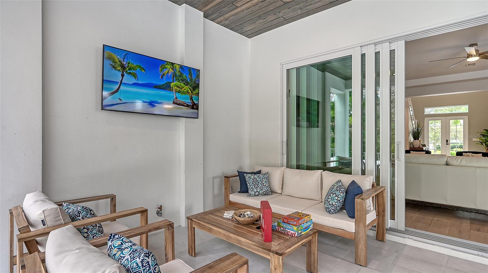 1537 SIESTA DR, SARASOTA, FL, 34239