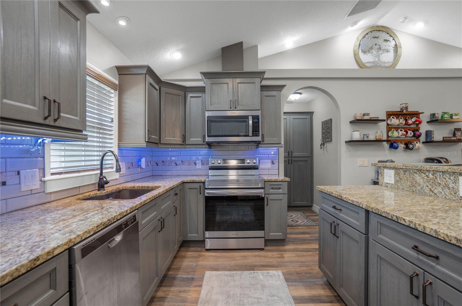 5466 W TORTUGA LOOP, LECANTO, FL, 34461