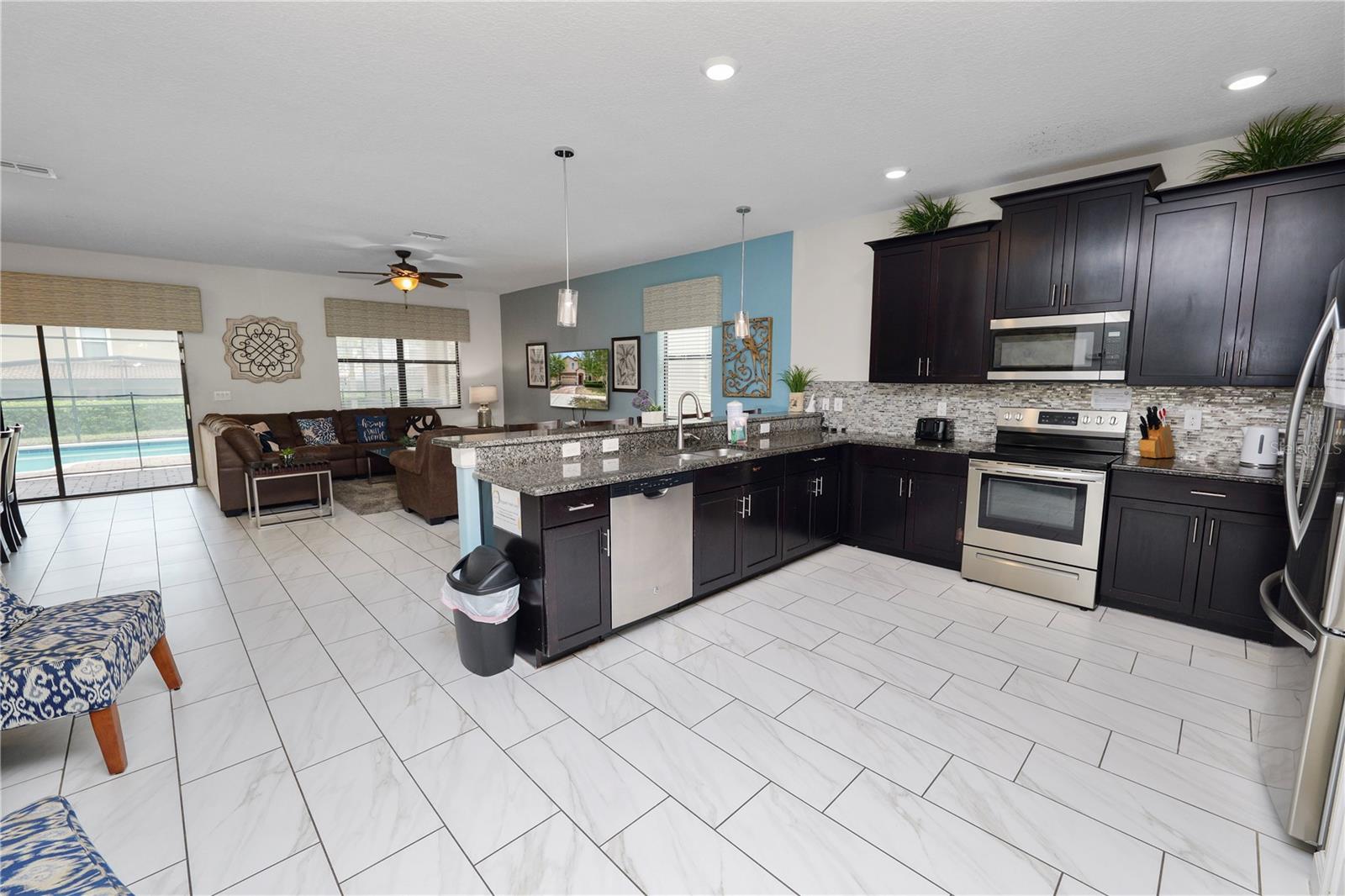 9158 SCRAMBLE DR, DAVENPORT, FL, 33896