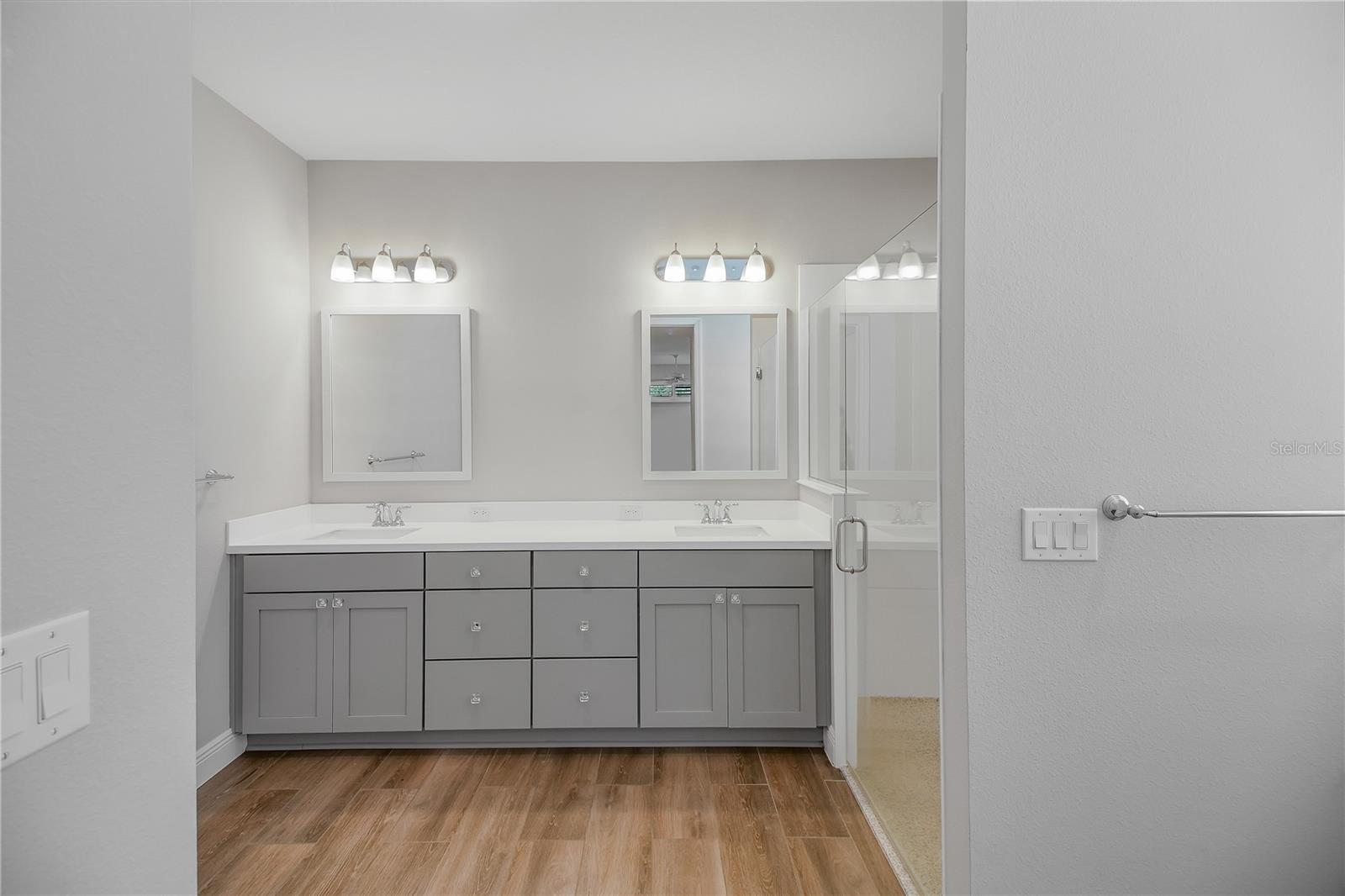 357 CONCH KEY LN, LADY LAKE, FL, 32159