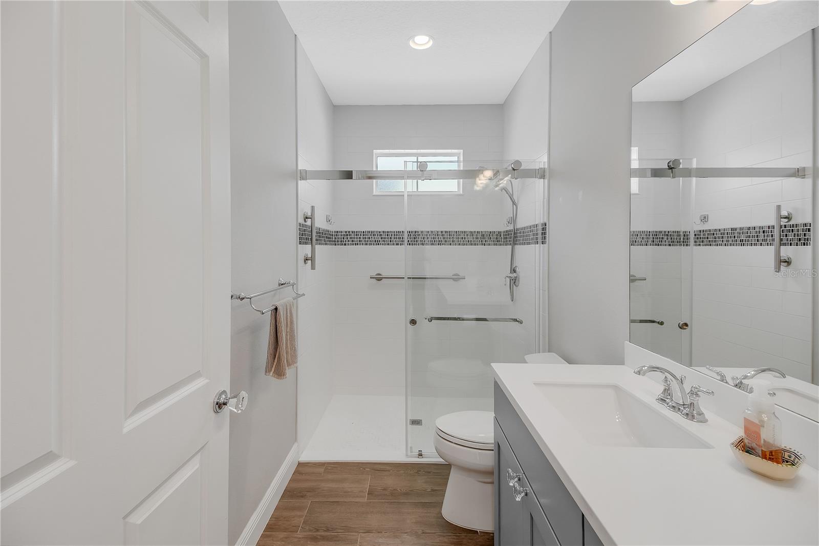 357 CONCH KEY LN, LADY LAKE, FL, 32159