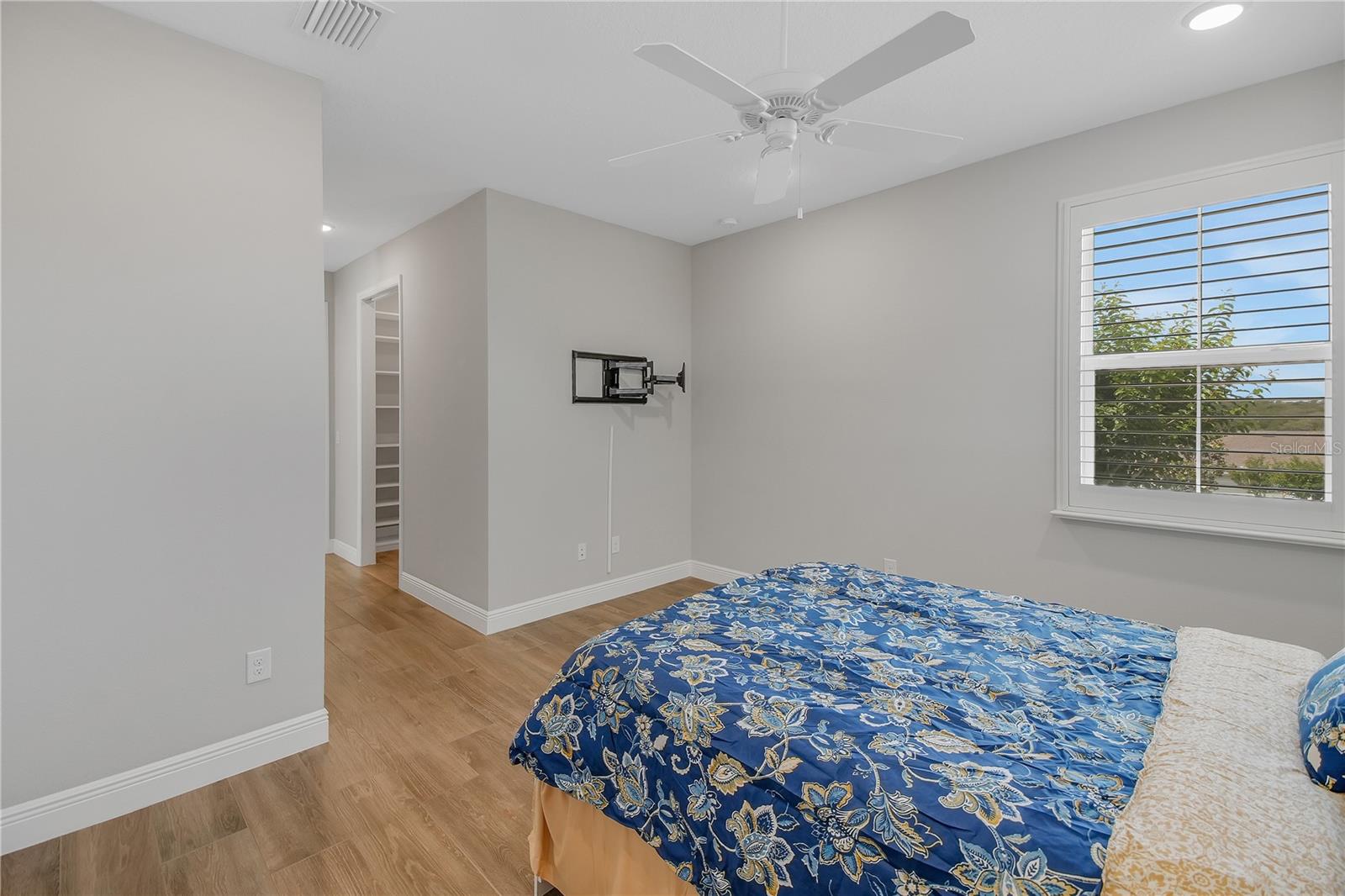 357 CONCH KEY LN, LADY LAKE, FL, 32159