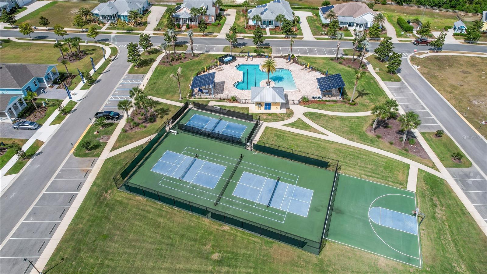 357 CONCH KEY LN, LADY LAKE, FL, 32159