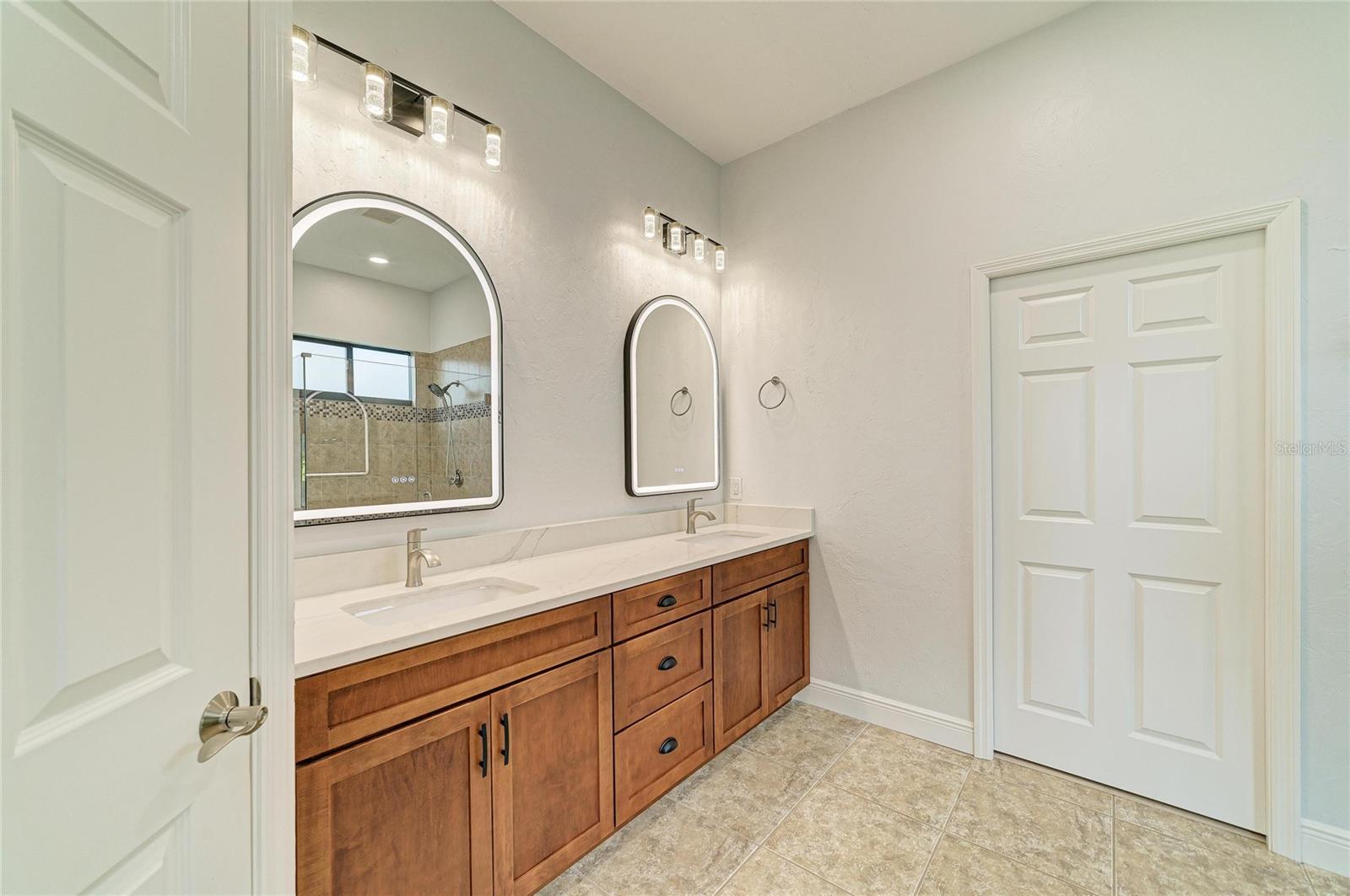5819 TITLE ROW DR, BRADENTON, FL, 34210