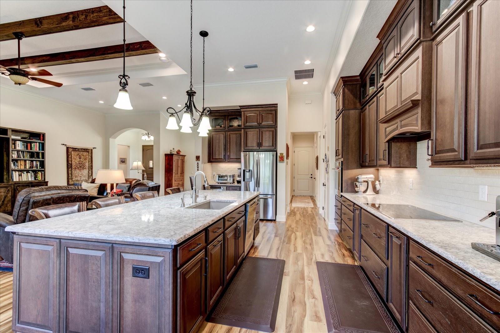 26301 AVENIDA LAS COLINAS, HOWEY IN THE HILLS, FL, 34737