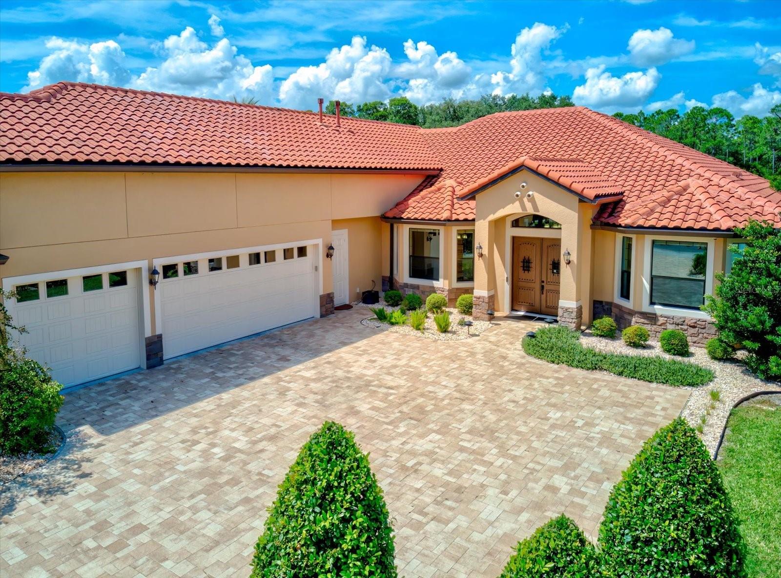 26301 AVENIDA LAS COLINAS, HOWEY IN THE HILLS, FL, 34737