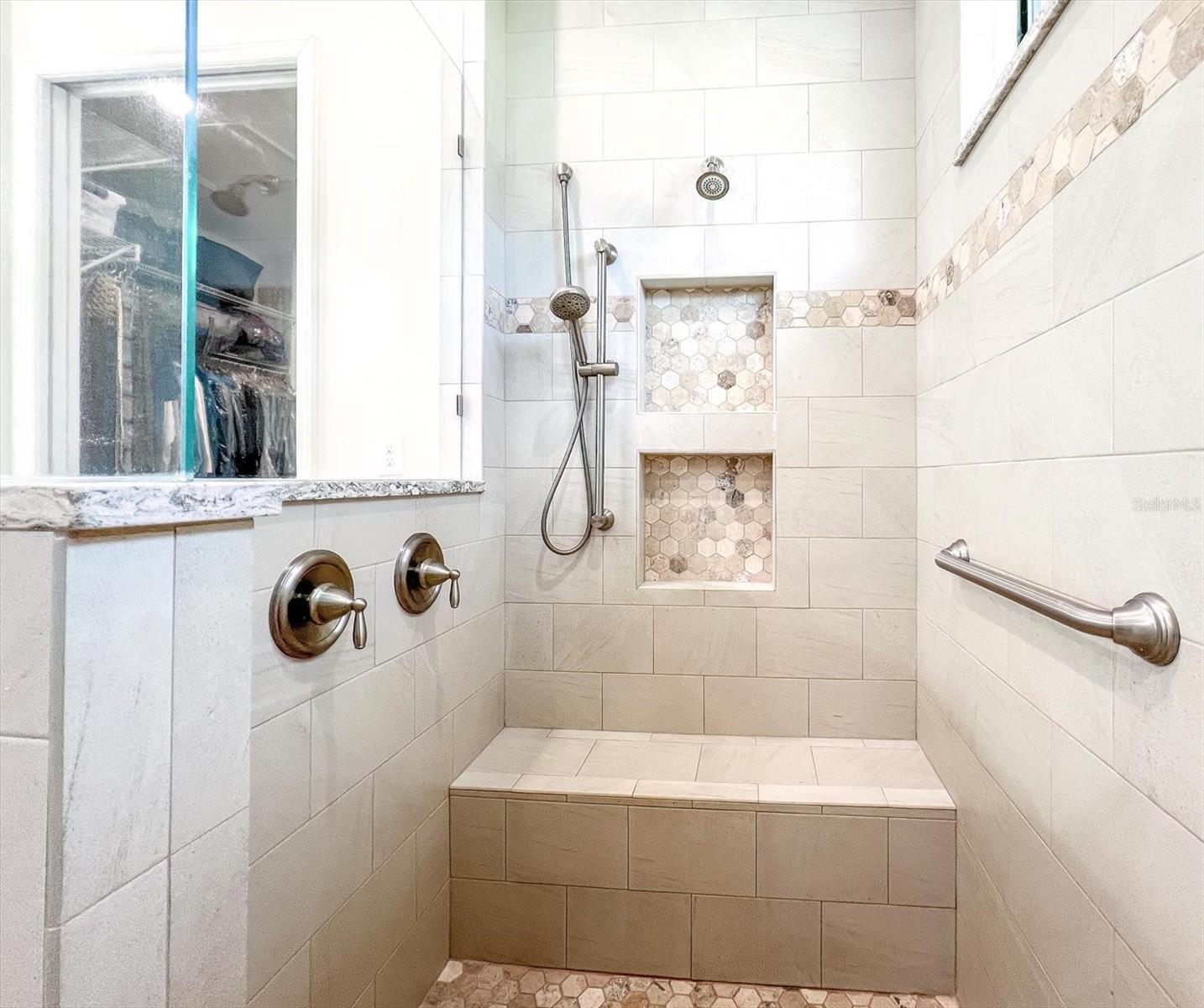 26301 AVENIDA LAS COLINAS, HOWEY IN THE HILLS, FL, 34737