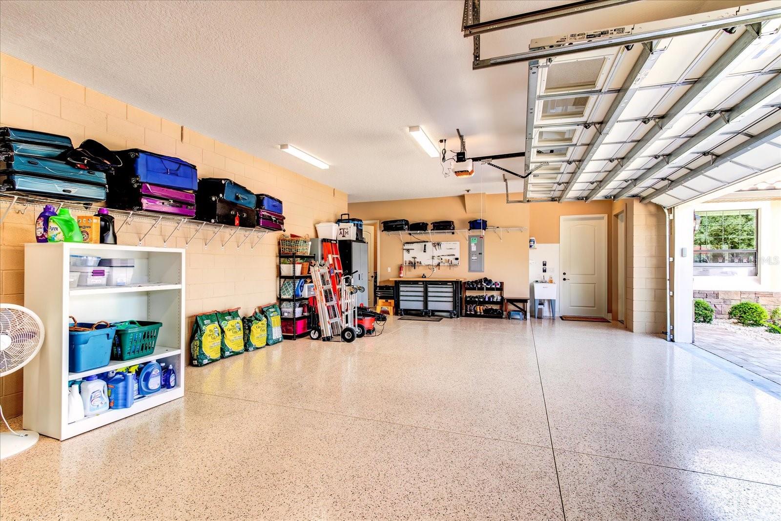 26301 AVENIDA LAS COLINAS, HOWEY IN THE HILLS, FL, 34737