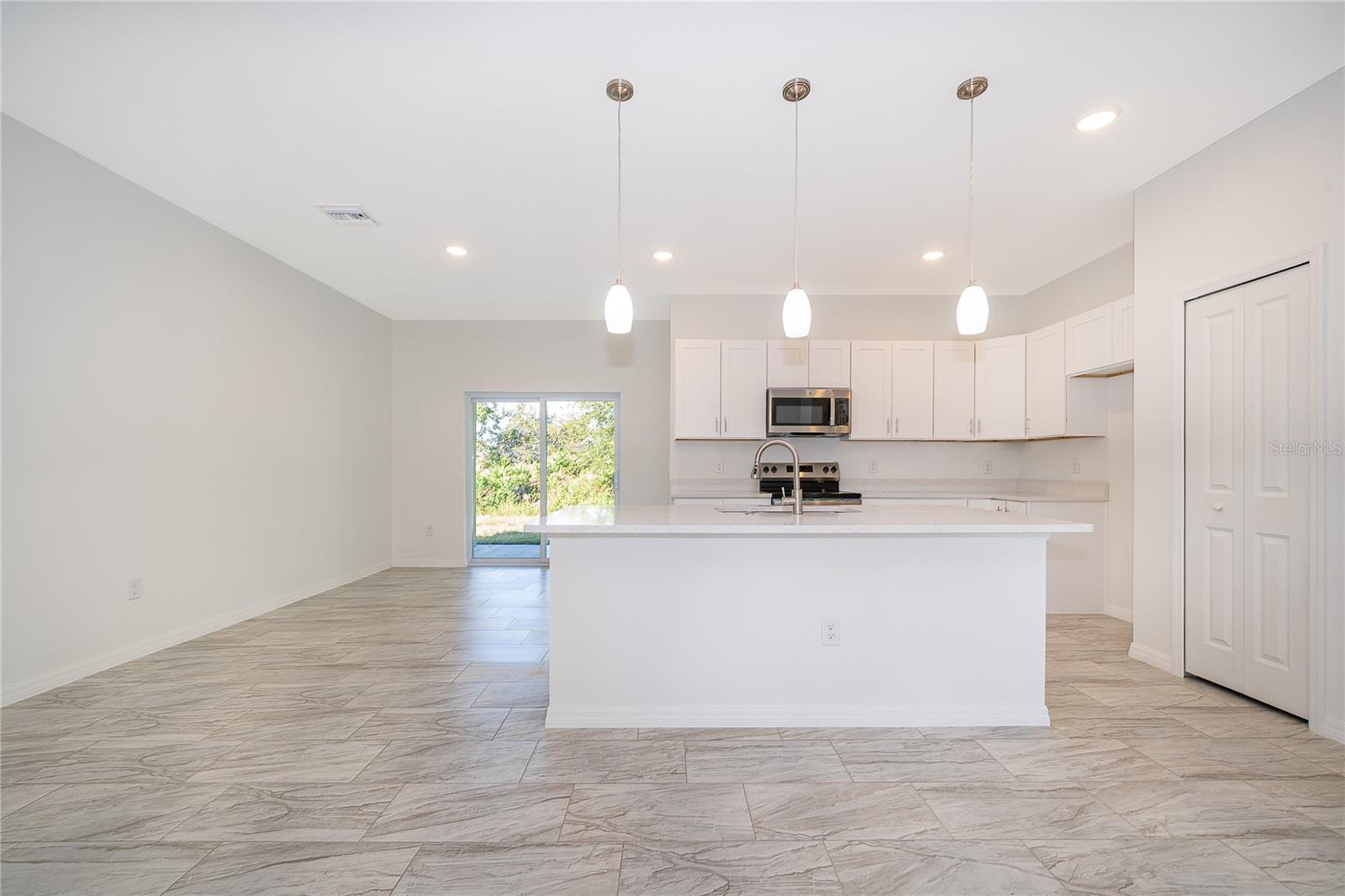 600 ROSARO CT, KISSIMMEE, FL, 34758