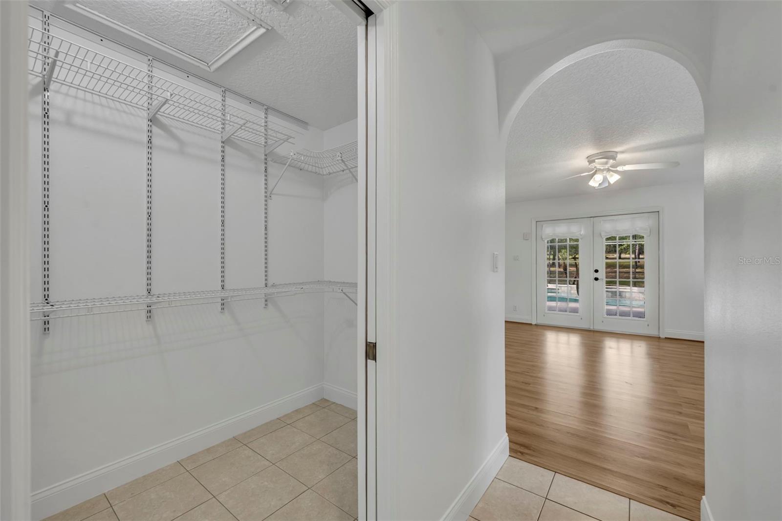 1717 W KELLY PARK RD, APOPKA, FL, 32712