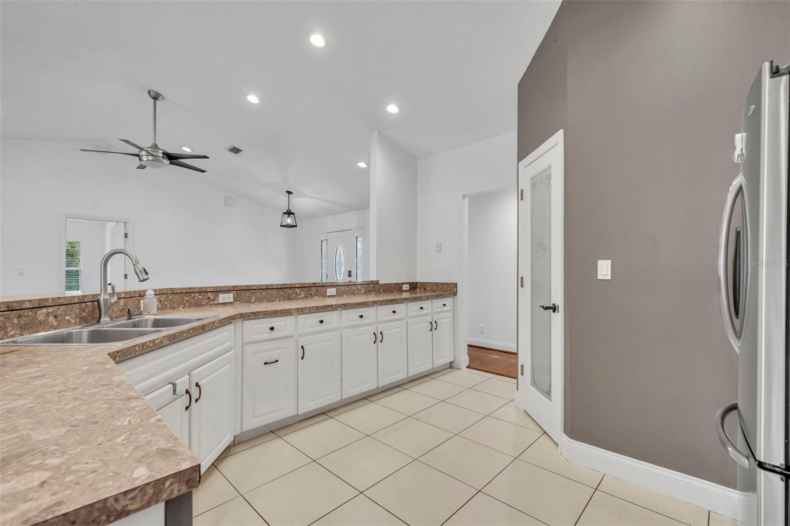 1717 W KELLY PARK RD, APOPKA, FL, 32712