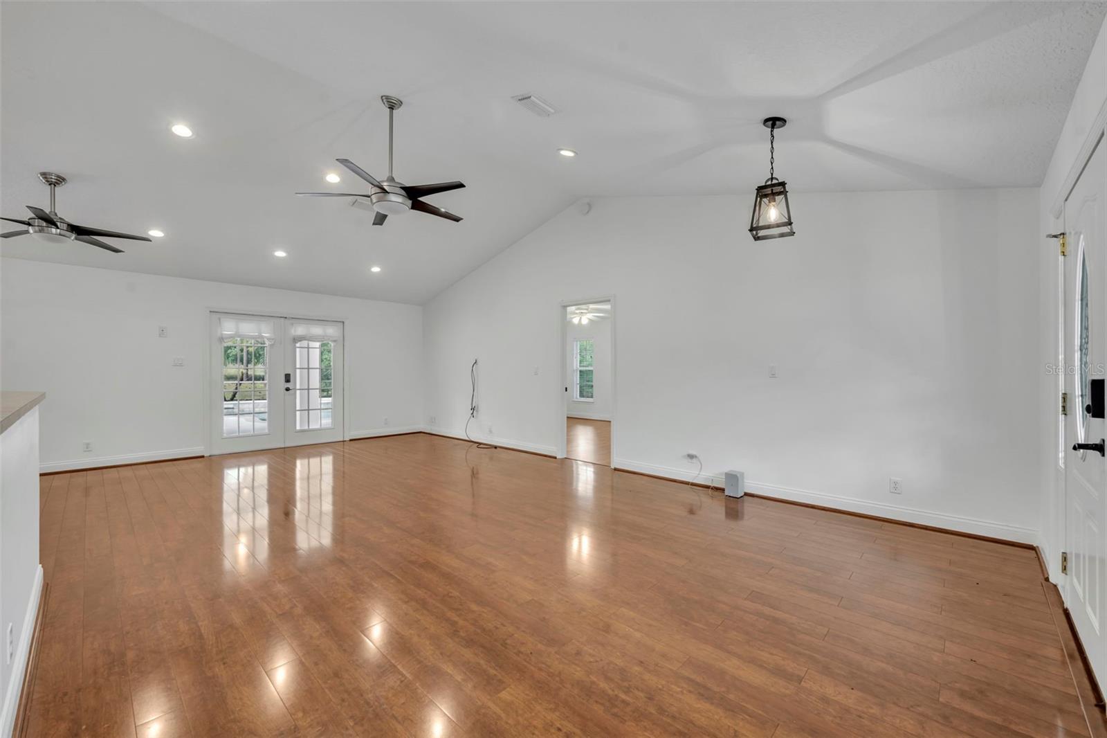 1717 W KELLY PARK RD, APOPKA, FL, 32712