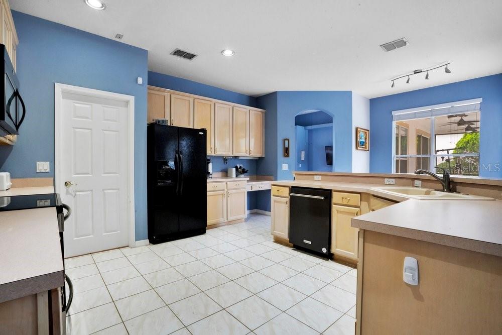 8618 TERRACE PINES CT, ORLANDO, FL, 32836