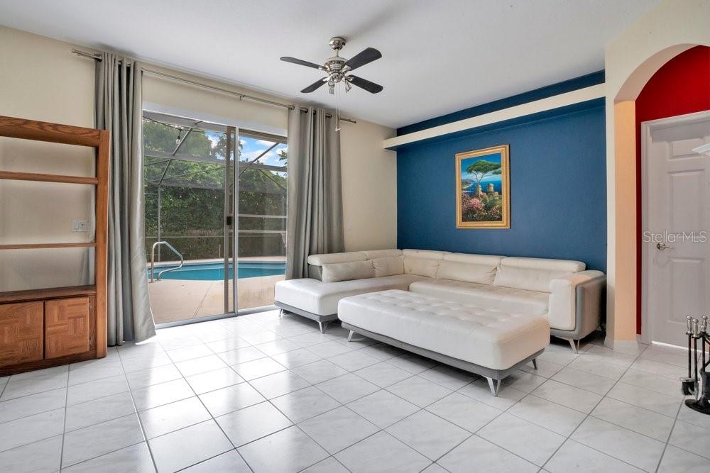 8618 TERRACE PINES CT, ORLANDO, FL, 32836