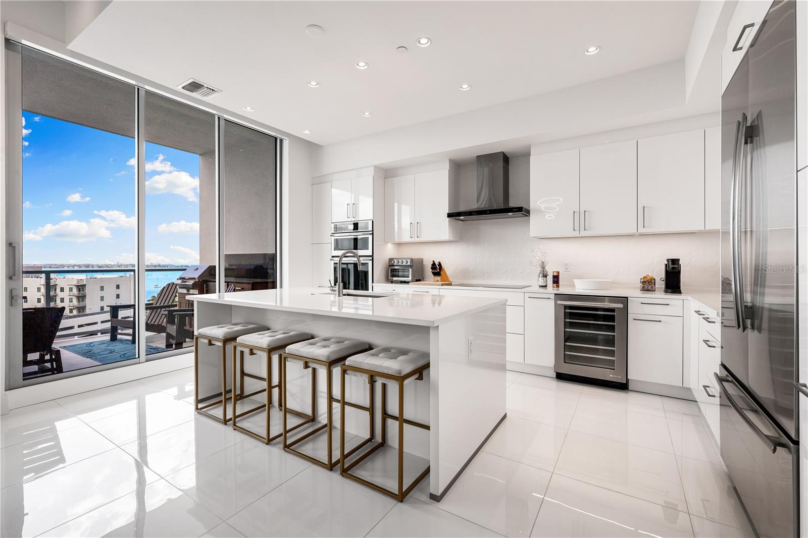 111 S PINEAPPLE AVE #1208, SARASOTA, FL, 34236