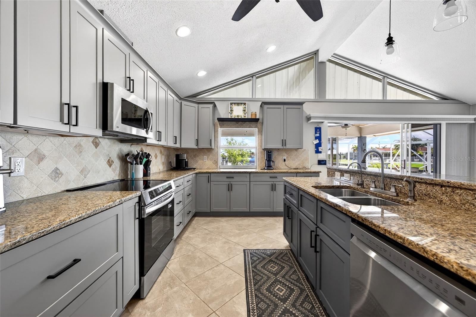 586 BAL HARBOR BLVD, PUNTA GORDA, FL, 33950