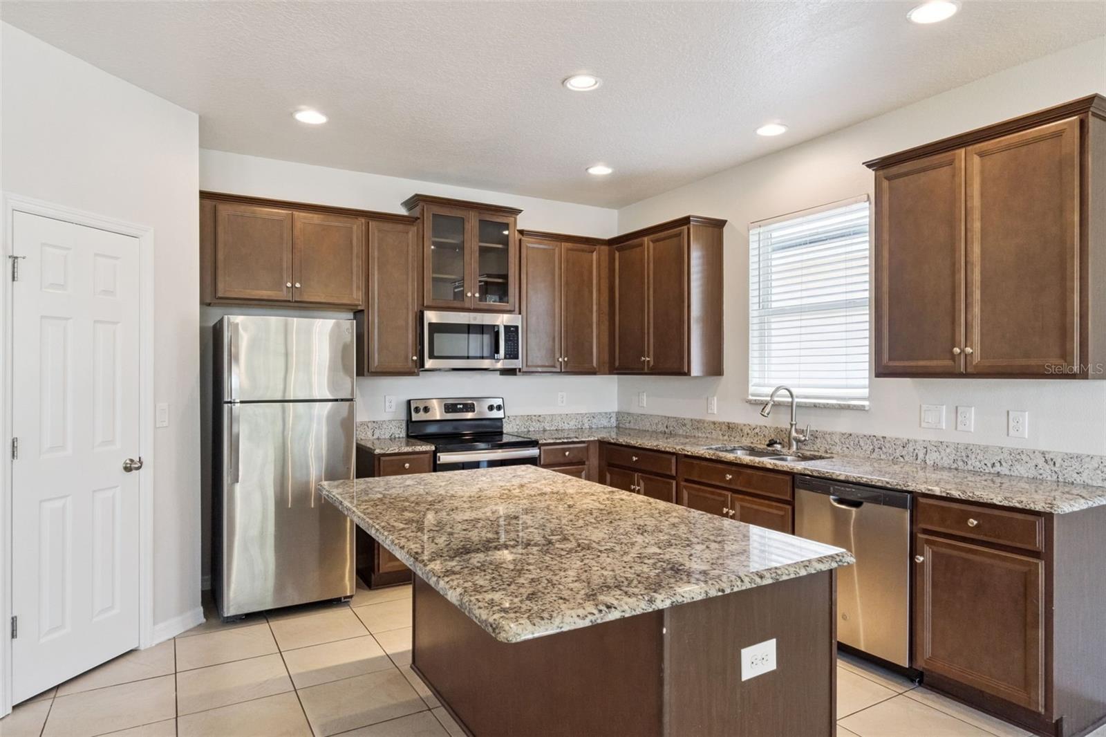 2100 NIGHTHAWK DR, HAINES CITY, FL, 33844