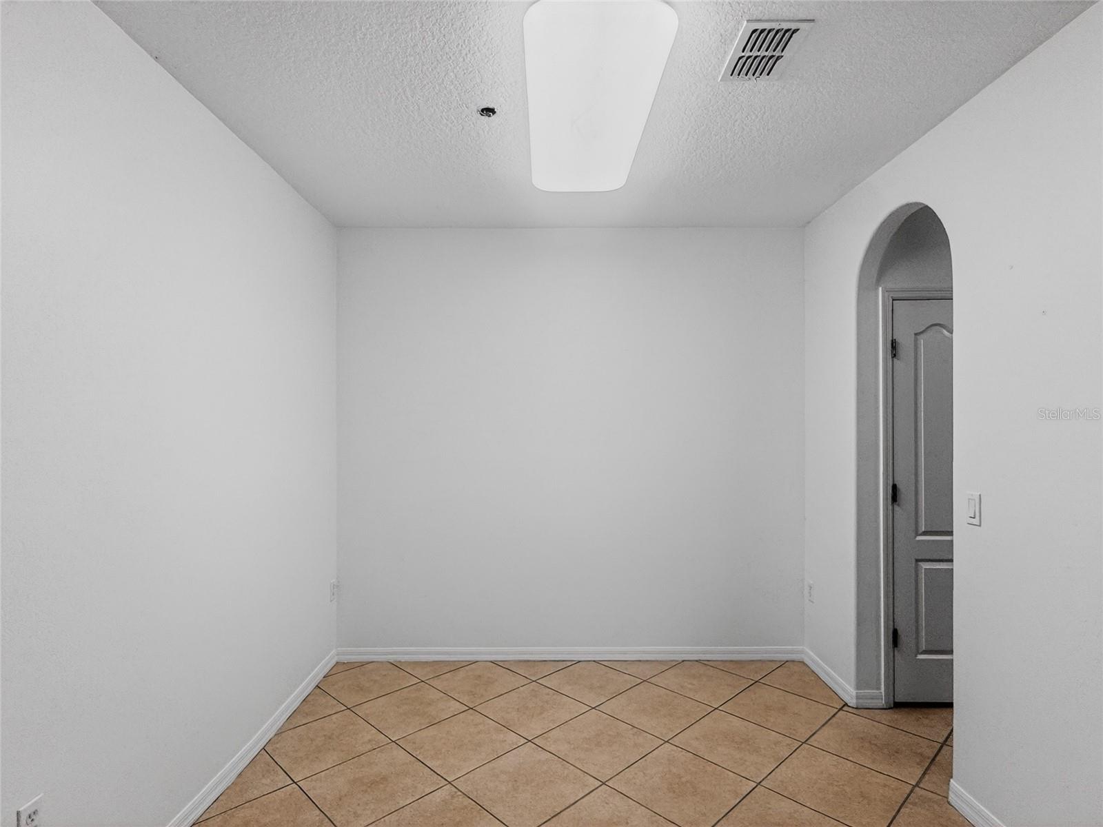 9599 BACCHUS TRL, ORLANDO, FL, 32829